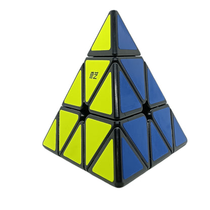 Qiyi Pyraminx QiMing Negra
